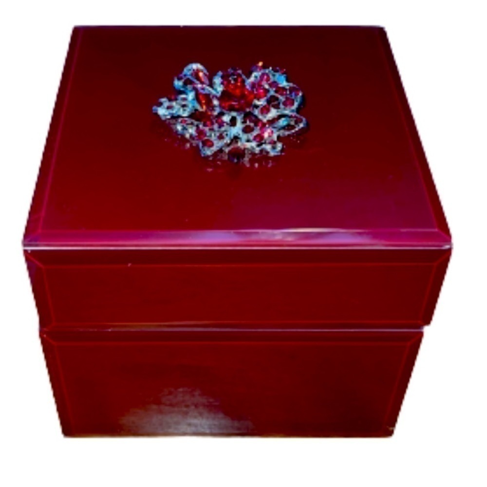 Elements 5.5” Glass Jewelry/trinket Box